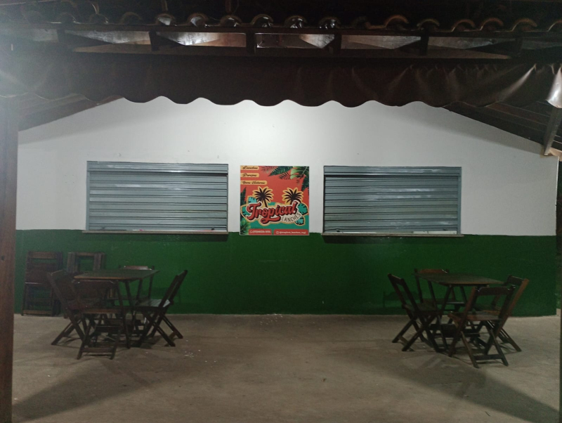 Tropical Lanches ( Praça da Santa Casa ) Cardoso SP